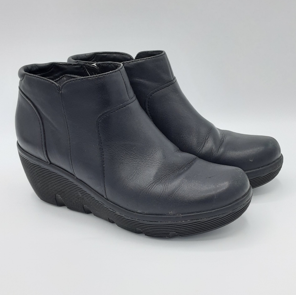 Clarks Artisan Clarene Sun Black Leather Wedge Ankle Boots